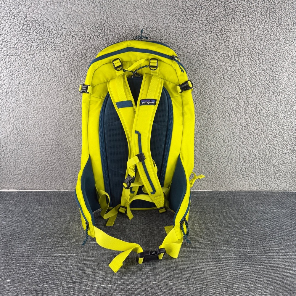 Patagonia SnowDrifter Pack 30L Men S Chartreuse Yellow 48197 Ski Snowboard Bag
